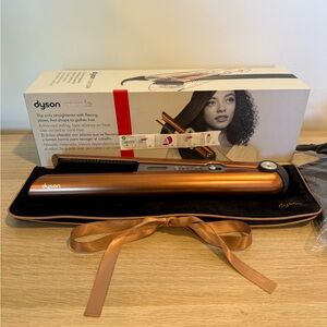 Dyson Corrale hair straightener